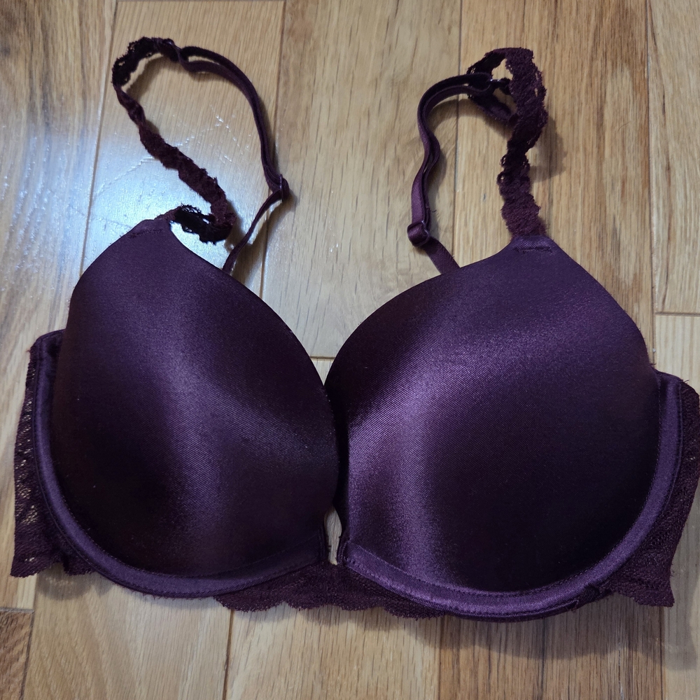PINK Victoria's Secret Satin Plunge Bra in Plum